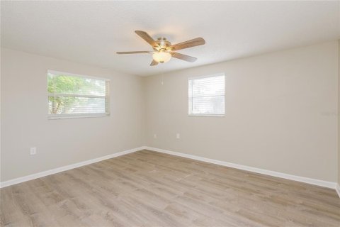 Casa en alquiler en Holiday, Florida, 4 dormitorios, 148.92 m2 № 1912712 - foto 11