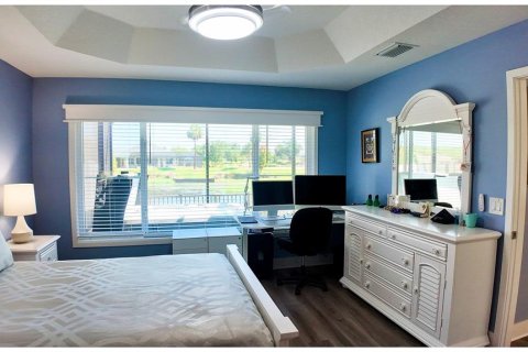 House in The Villages, Florida 3 bedrooms, 137.87 sq.m. № 1851226 - photo 12