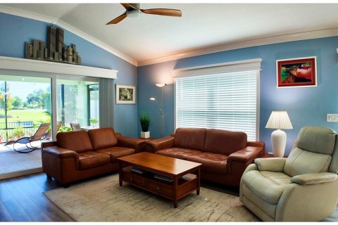 House in The Villages, Florida 3 bedrooms, 137.87 sq.m. № 1851226 - photo 6