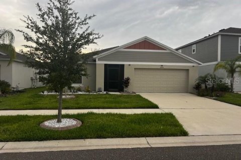 House in Riverview, Florida 4 bedrooms, 171.87 sq.m. № 1911027 - photo 1