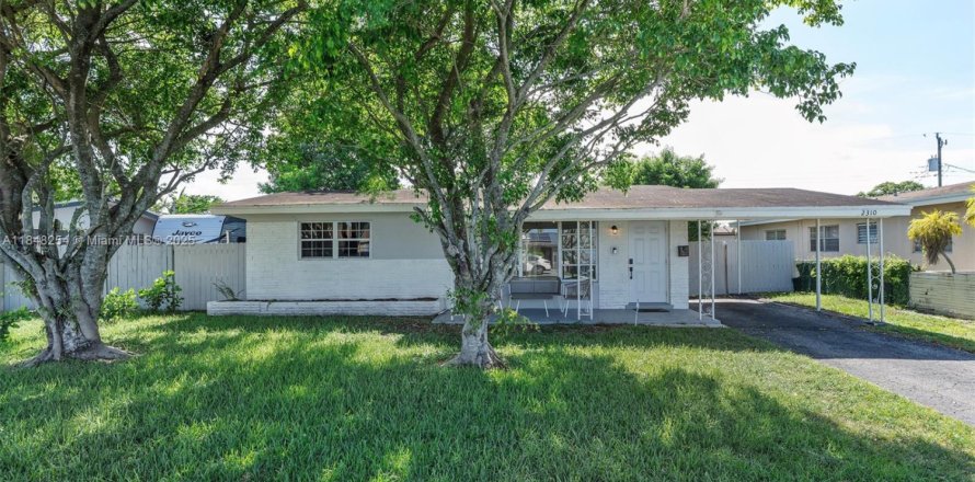 Casa en Miramar, Florida 2 dormitorios, 82.5 m2 № 1857267