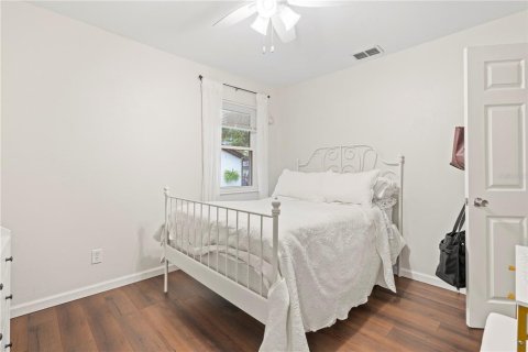 House in Sanford, Florida 3 bedrooms, 111.85 sq.m. № 1812449 - photo 16