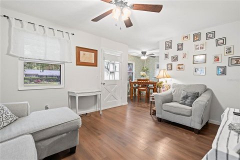 House in Sanford, Florida 3 bedrooms, 111.85 sq.m. № 1812449 - photo 6