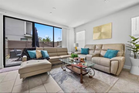 Adosado en alquiler en Kissimmee, Florida, 3 dormitorios, 128.11 m2 № 2104052 - foto 17