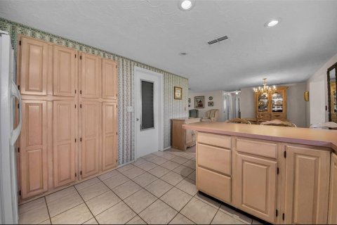Купить виллу или дом в Холидэй, Флорида 5 комнат, 103.68м2, № 1872804 - фото 27
