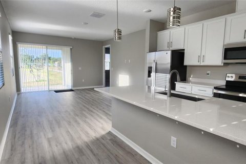 Villa ou maison à louer à Haines City, Floride: 3 chambres, 156.08 m2 № 2202125 - photo 5