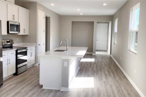 Villa ou maison à louer à Haines City, Floride: 3 chambres, 156.08 m2 № 2202125 - photo 6