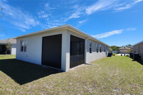 Villa ou maison à louer à Haines City, Floride: 3 chambres, 156.08 m2 № 2202125 - photo 20