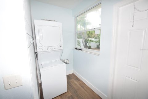Villa ou maison à louer à Belle Isle, Floride: 3 chambres, 101.64 m2 № 2414023 - photo 20