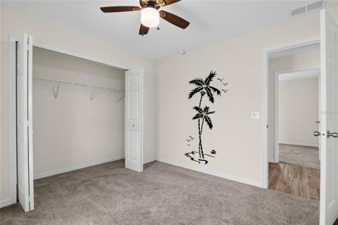 House in Inverness, Florida 3 bedrooms, 113.15 sq.m. № 2394387 - photo 16