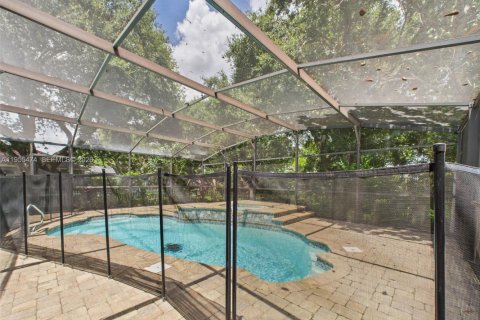 Casa en venta en Clermont, Florida, 4 dormitorios № 2009549 - foto 15