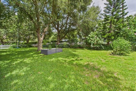 Casa en venta en Clermont, Florida, 4 dormitorios № 2009549 - foto 24