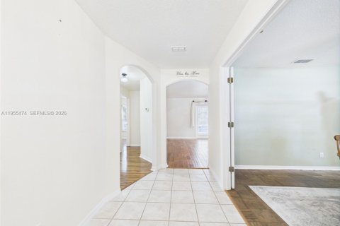 Casa en venta en Clermont, Florida, 4 dormitorios № 2009549 - foto 27