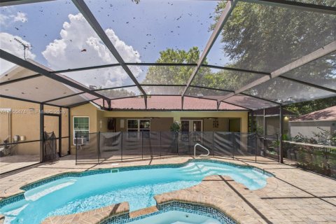 Casa en venta en Clermont, Florida, 4 dormitorios № 2009549 - foto 18