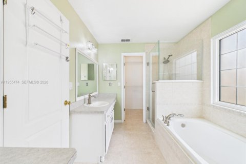 Casa en venta en Clermont, Florida, 4 dormitorios № 2009549 - foto 7