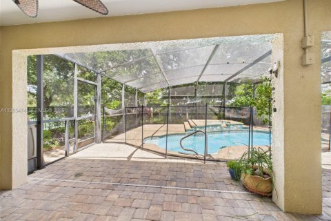 Casa en venta en Clermont, Florida, 4 dormitorios № 2009549 - foto 12