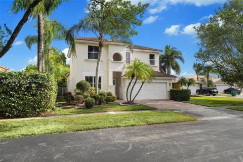 Casa en Miramar, Florida 4 dormitorios, 243.13 m2 № 2052148