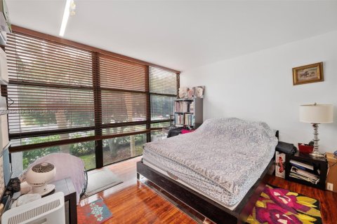 Купить кондоминиум в Халландейл-Бич, Флорида 2 спальни, 132.85м2, № 1969605 - фото 26