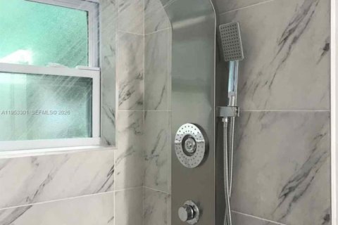 Купить виллу или дом в Опа-Локка, Флорида 4 спальни, 115.38м2, № 2009185 - фото 6