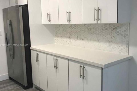 Купить виллу или дом в Опа-Локка, Флорида 4 спальни, 115.38м2, № 2009185 - фото 28