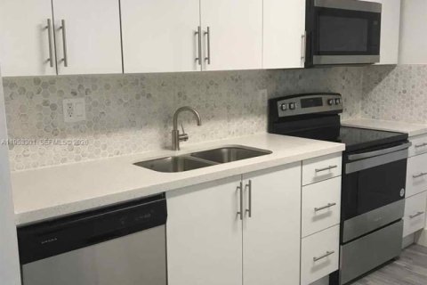 Купить виллу или дом в Опа-Локка, Флорида 4 спальни, 115.38м2, № 2009185 - фото 26