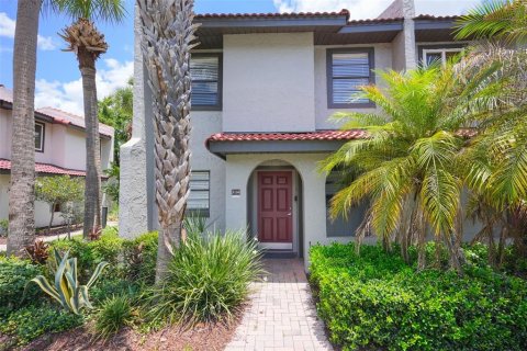 Townhouse in Kissimmee, Florida 2 bedrooms, 97.73 sq.m. № 2149935