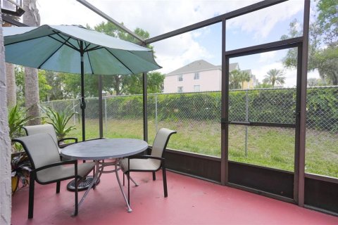 Townhouse in Kissimmee, Florida 2 bedrooms, 97.73 sq.m. № 2149935 - photo 27