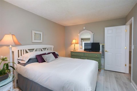 Townhouse in Kissimmee, Florida 2 bedrooms, 97.73 sq.m. № 2149935 - photo 23