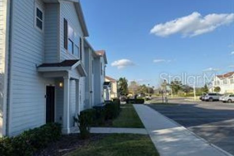 Townhouse in Kissimmee, Florida 4 bedrooms, 157.38 sq.m. № 1913840 - photo 2