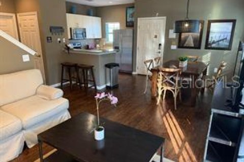 Townhouse in Kissimmee, Florida 4 bedrooms, 157.38 sq.m. № 1913840 - photo 10