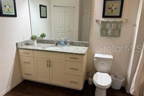 Townhouse in Kissimmee, Florida 4 bedrooms, 157.38 sq.m. № 1913840 - photo 24