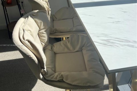 Condo in Miami, Florida  № 1963822 - photo 8