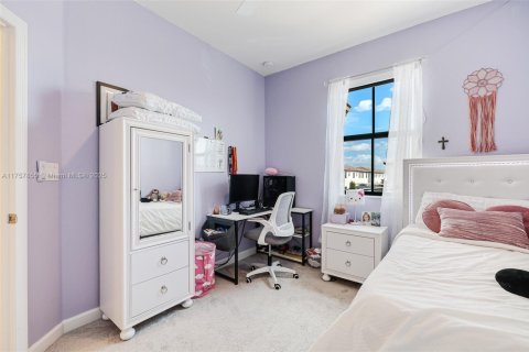 Купить таунхаус в Хомстед, Флорида 3 спальни, 157.66м2, № 1958746 - фото 23