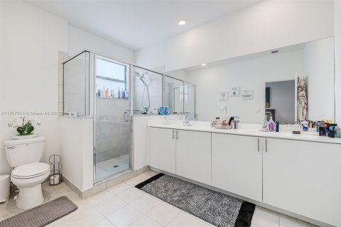 Купить таунхаус в Хомстед, Флорида 3 спальни, 157.66м2, № 1958746 - фото 19