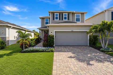 House in Parrish, Florida 3 bedrooms, 222.13 sq.m. № 2220203 - photo 2
