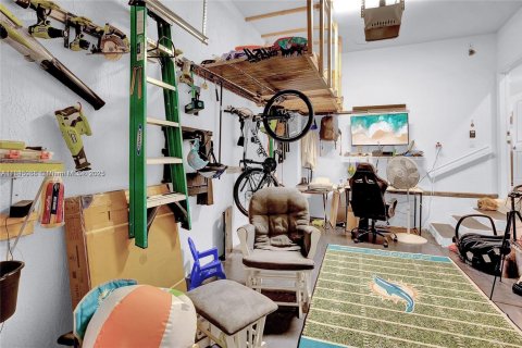 House in Florida City, Florida 3 bedrooms, 136.19 sq.m. № 1871646 - photo 22