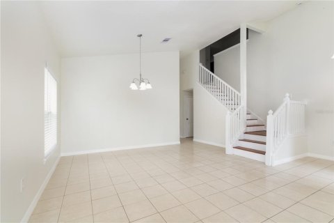 Villa ou maison à vendre à Kissimmee, Floride: 5 chambres, 213.21 m2 № 1903585 - photo 4
