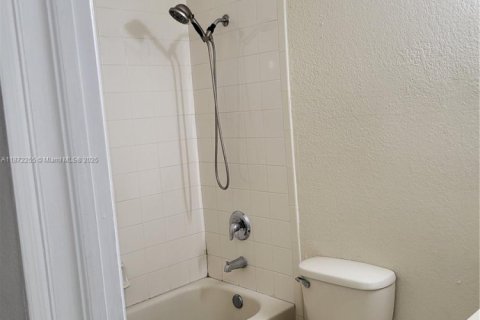 Copropriété à vendre à Homestead, Floride: 2 chambres, 86.4 m2 № 1921301 - photo 4