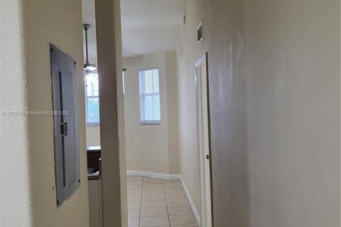 Copropriété à vendre à Homestead, Floride: 2 chambres, 86.4 m2 № 1921301 - photo 11