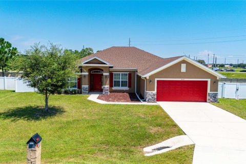 Casa en venta en Ocala, Florida, 4 dormitorios, 211.82 m2 № 1912204 - foto 1