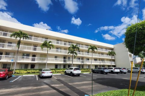 Condo in Lake Worth, Florida, 2 bedrooms  № 2181261 - photo 3