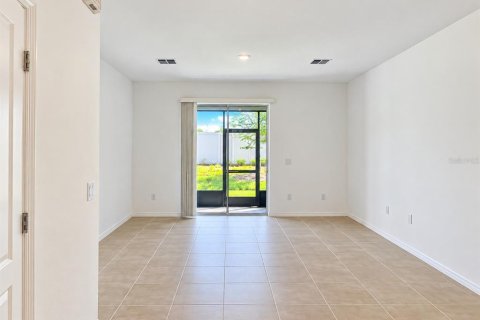 Touwnhouse à louer à Palmetto, Floride: 2 chambres, 104.05 m2 № 2383912 - photo 4