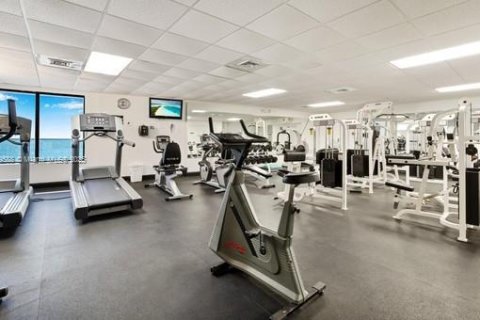 Condominio en alquiler en Hollywood, Florida, 2 dormitorios, 115.94 m2 № 1958906 - foto 23