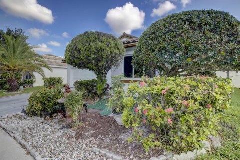 Casa en venta en Pembroke Pines, Florida, 3 dormitorios, 170.75 m2 № 2184813 - foto 3