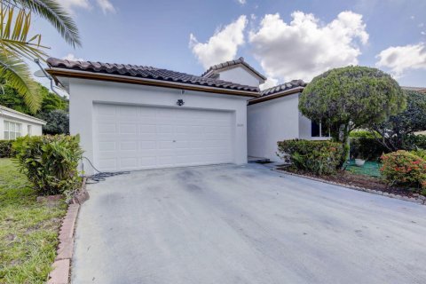 Casa en venta en Pembroke Pines, Florida, 3 dormitorios, 170.75 m2 № 2184813 - foto 2