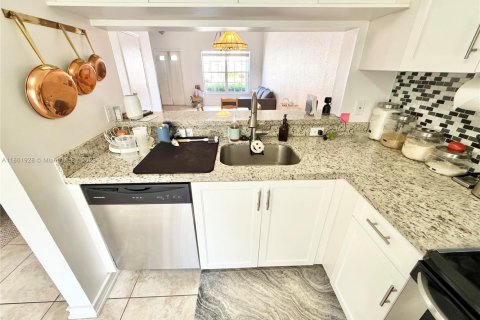 Touwnhouse à louer à Weston, Floride: 2 chambres, 103.12 m2 № 1890465 - photo 20