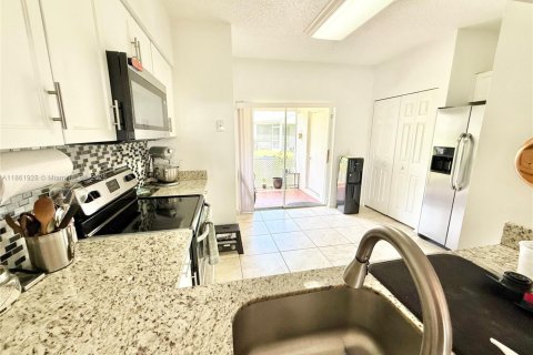 Touwnhouse à louer à Weston, Floride: 2 chambres, 103.12 m2 № 1890465 - photo 27
