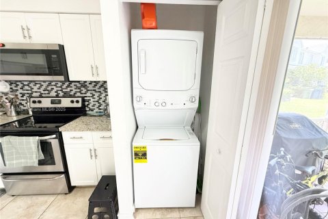 Touwnhouse à louer à Weston, Floride: 2 chambres, 103.12 m2 № 1890465 - photo 22