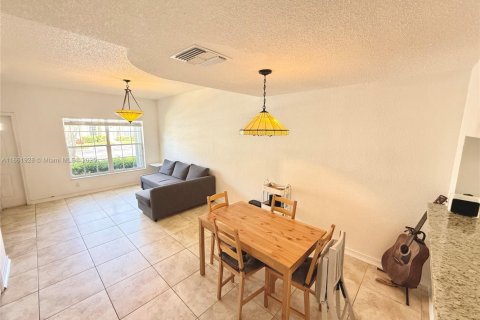 Touwnhouse à louer à Weston, Floride: 2 chambres, 103.12 m2 № 1890465 - photo 12