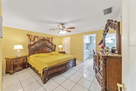 House in Ocala, Florida 3 bedrooms, 157.75 sq.m. № 1653828 - photo 16